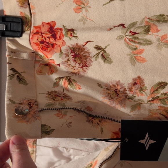 Tuckernuck Romantic Floral Full Length Florence Pants - Picture 12 of 13